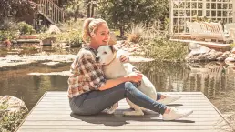 Katherine Heigl relaxing on her ranch in Utah